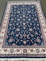 Perzisch tapijt handgeknoopt, Ophalen of Verzenden, Zo goed als nieuw