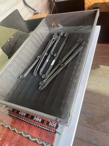 Ikea pax eiken en grijs kleur lades en manden  komplement beschikbaar voor biedingen