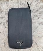 Prada, Ophalen of Verzenden, Zo goed als nieuw, Leer, Guess