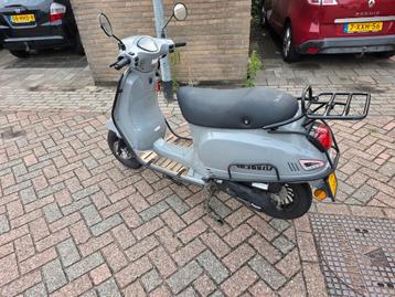 La souris sourine rs nardo grey rijklaar Vespa piaggio zip  beschikbaar voor biedingen