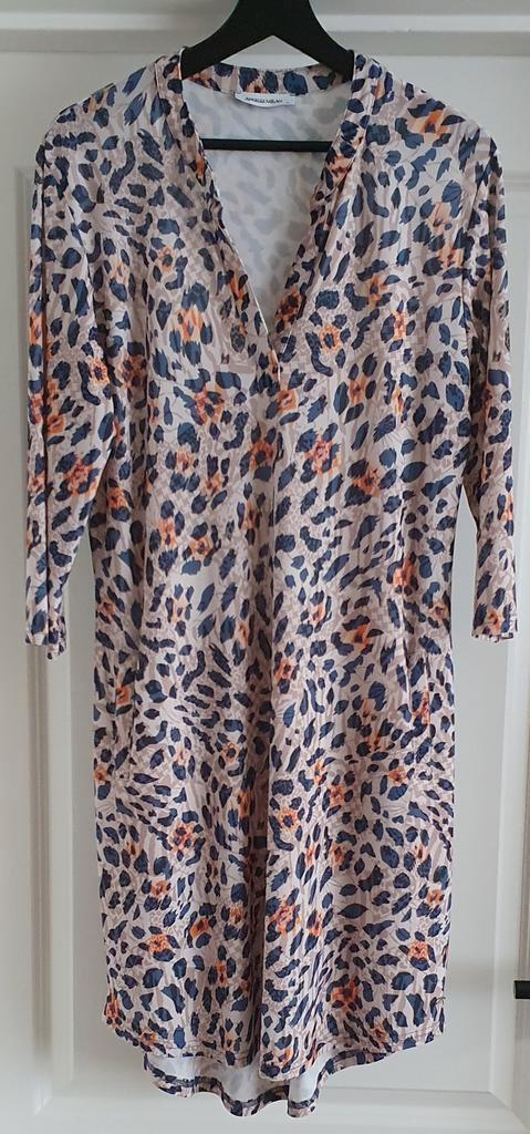 Zgan..hele mooie jurk van ANGELLE MILAN..mt:l, Kleding | Dames, Jurken, Zo goed als nieuw, Maat 42/44 (L), Overige kleuren, Boven de knie