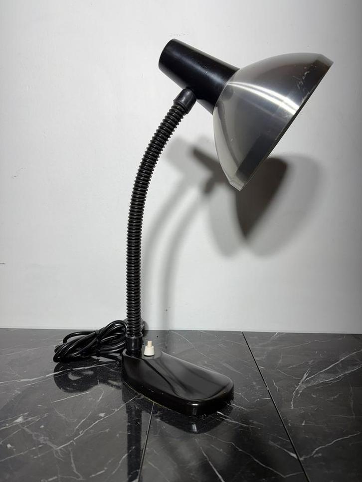 Hala Zeist vintage bureaulamp / tafellamp – ca. jaren ’60–, Huis en Inrichting, Lampen | Tafellampen, Minder dan 50 cm, Metaal