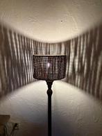 Hoffz lampenkap met voet stoer sober landelijk, Huis en Inrichting, Lampen | Vloerlampen, Ophalen, Zo goed als nieuw, 100 tot 150 cm