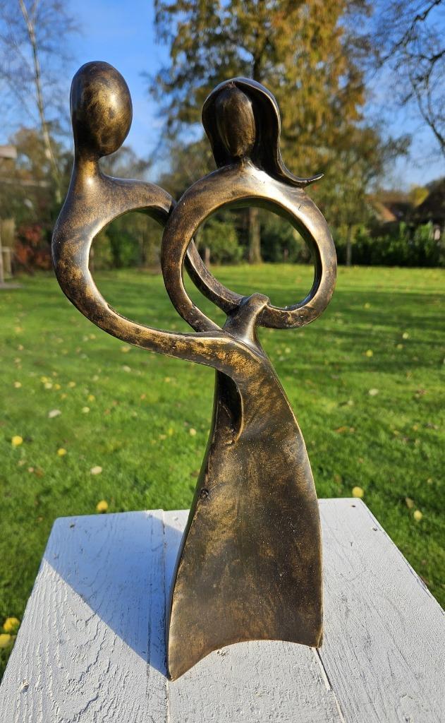 bronzen beeld / KOPPEL / MAN VROUW, Tuin en Terras, Tuinbeelden, Nieuw, Mensenbeeld, Ophalen of Verzenden