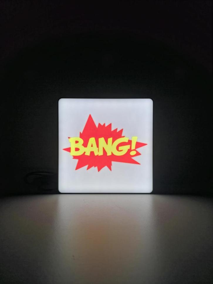 BANG! Comic LED Lamp – Pop-art Stijl Wandlamp, Huis en Inrichting, Lampen | Losse lampen, Nieuw, Led-lamp, Minder dan 30 watt