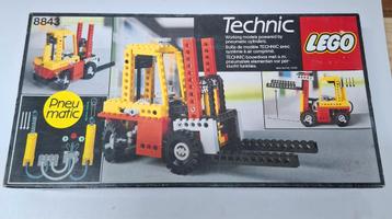 Vintage Lego Technic 8843 Pneumatic Fork Lift beschikbaar voor biedingen