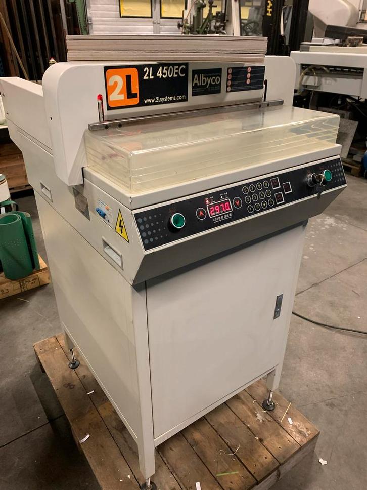 Albyco 2L 450-EC Elektrische Papiersnijmachine Stapelsnijder, Doe-het-zelf en Verbouw, Gereedschap | Overige machines, Ophalen