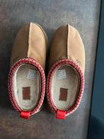 Uggs Tazz maat 37 nieuw!, Kleding | Dames, Schoenen, Ophalen of Verzenden, Nieuw, Zwart, Pantoffels of Sloffen