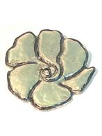 Broche vintage Cacharel, Verzenden, Zo goed als nieuw, Overige materialen