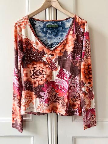 Oilily shirt v-hals oranje/taupe print, maat L/40 beschikbaar voor biedingen