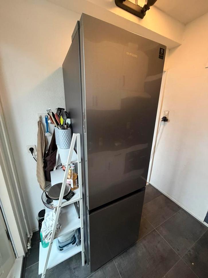Samsung RB36T602CSA koelkast, Witgoed en Apparatuur, Koelkasten en IJskasten, Zo goed als nieuw, Met vriesvak, 200 liter of meer