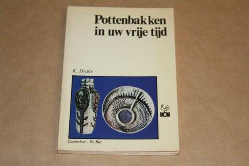 Pottenbakken in uw vrije tijd !!, Boeken, Hobby en Vrije tijd, Gelezen, Ophalen of Verzenden