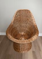 Rieten rotan stoel kinderstoel, Kinderen en Baby's, Kinderkamer | Tafels en Stoelen, Ophalen, Zo goed als nieuw, Stoel(en)