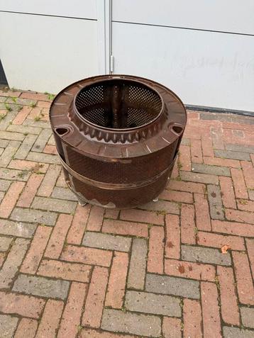 Vuurkorf beschikbaar voor biedingen