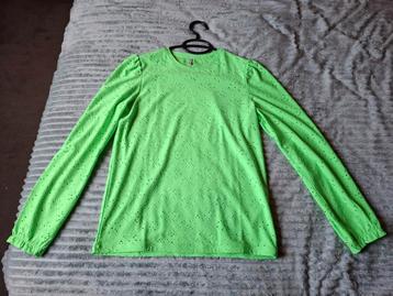 NIEUW only truitje maat 158/164 beschikbaar voor biedingen