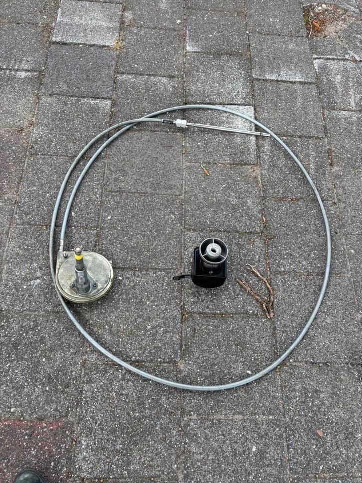 Mercruiser v8 5,7 liter besturing stuur quicksilver inboard., Watersport en Boten, Accessoires en Onderhoud, Motor en Techniek