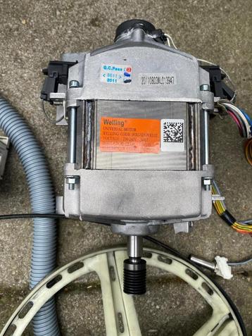 Wasmachine Zanussi – Complete set onderdelen (motor, pomp, r beschikbaar voor biedingen