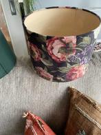 Gebloemde lampekap, Ophalen, Zo goed als nieuw, Rond, 25 tot 50 cm