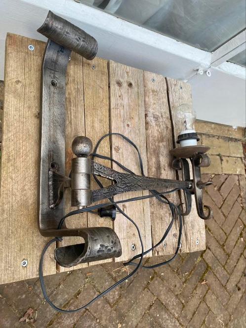 Wandlamp met mooie details, Huis en Inrichting, Lampen | Wandlampen, Ophalen of Verzenden