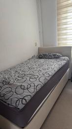 Istikbal bed (merk), Huis en Inrichting, Gebruikt, Beige, Ophalen of Verzenden, Twijfelaar