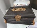 Antieke Sieradendoos met Gouden Details, Antiek en Kunst, Ophalen of Verzenden