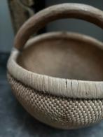 Chinese mand vissersmand Aziatisch oostets sleets imperfect, Huis en Inrichting, Woonaccessoires | Schalen en Manden, Ophalen of Verzenden