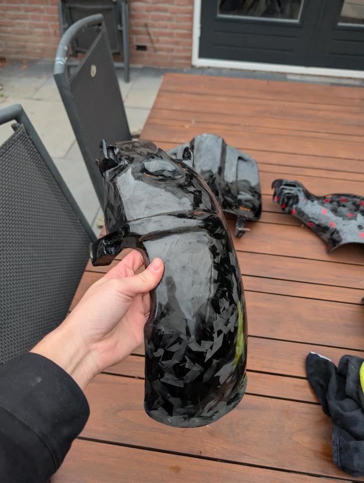 Forged Carbon Achterspatbord (over wiel) Piaggio Zip, Motoren, Tuning en Styling, Ophalen of Verzenden