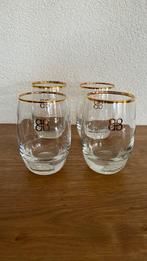 Glazen van Baileys met goud nog 2 stuks beschikbaar, Verzamelen, Glas en Borrelglaasjes, Ophalen of Verzenden, Borrel- of Shotglas
