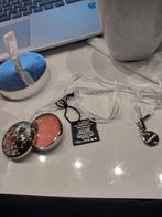 Swarovski rose lips gloss ketting nieuw in rose verpakking, Verzenden, Nieuw, Lipbalsem