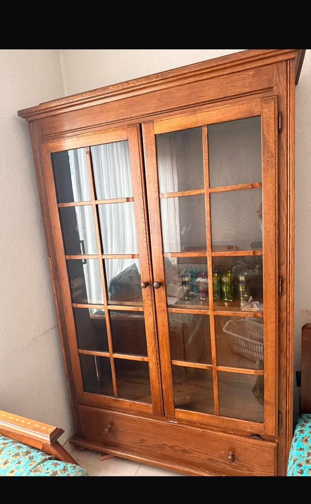 Antieke servieskast, Huis en Inrichting, Kasten | Vitrinekasten, Gebruikt, 150 tot 200 cm, 25 tot 50 cm, Eikenhout, Ophalen of Verzenden