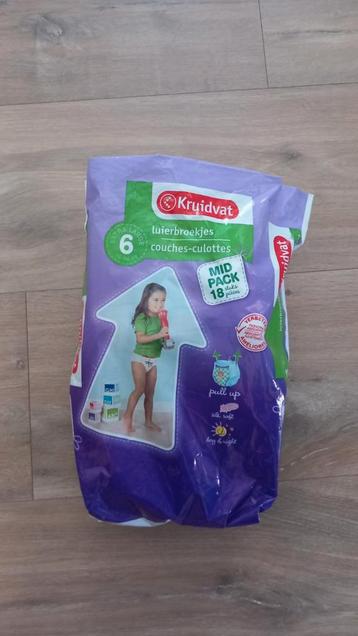 Kruidvat luierbroekjes maat 6 beschikbaar voor biedingen