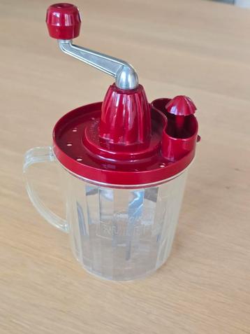 Vintage antieke 50S Ruhrfix slagroomklopper bordeauxrood beschikbaar voor biedingen
