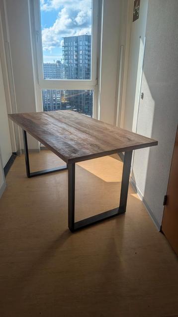 Industriele Mangohouten Eettafel 160x80 cm beschikbaar voor biedingen