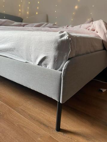 Ikea Tweepersoonsbed 140x200 + Matras, incl. Beddengoed - afbeelding 2