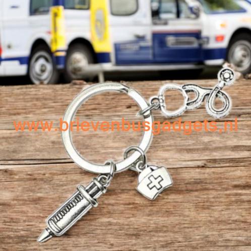Sleutelhanger Arts, Verpleegster, Stethoscoop, Injectie, Diversen, Verpleegmiddelen, Nieuw, Verzenden