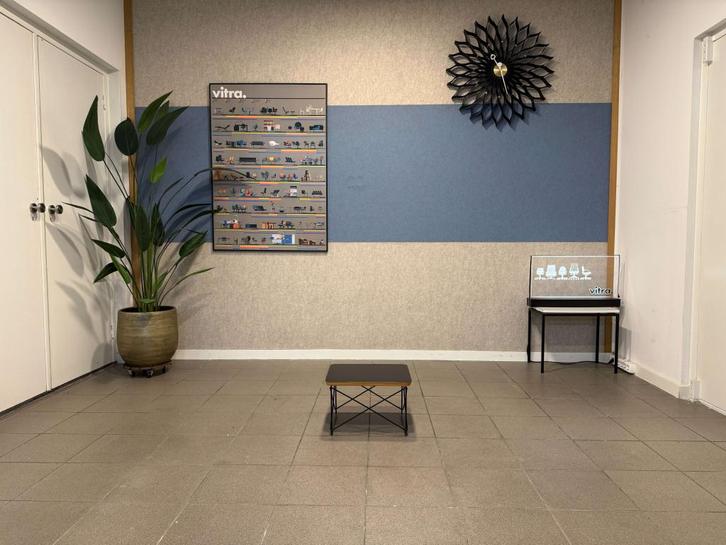 Vitra | Eames | LTR Occasional Table | Zwart | 1x, Huis en Inrichting, Tafels | Bijzettafels, Gebruikt, Rechthoekig, Minder dan 45 cm