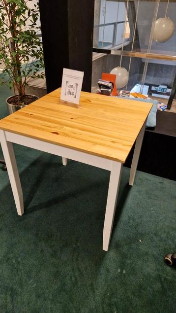 4x Houten Tafel - Vierkant - 72x72cm beschikbaar voor biedingen