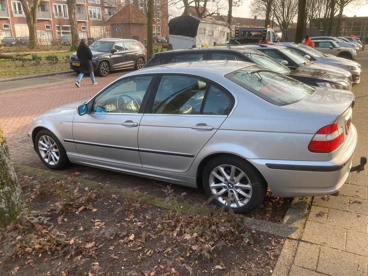 Prachtige BMW 318i bj 2003 Grijs metallic 177.000 km., Auto's, BMW, Particulier, 3-Serie, ABS, Airbags, Airconditioning, Alarm