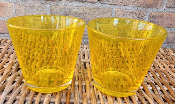 Theelicht houders geel, Huis en Inrichting, Woonaccessoires | Kandelaars en Kaarsen, Minder dan 25 cm, Overige materialen, Ophalen of Verzenden