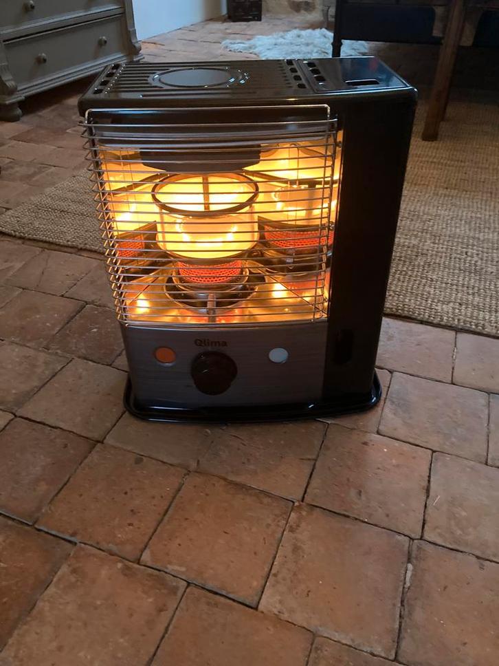 Qlima petroleumkachel dubbelbrand. met nieuwe kous R 8128S C, Huis en Inrichting, Kachels, Gebruikt, Vrijstaand, Petroleumkachel