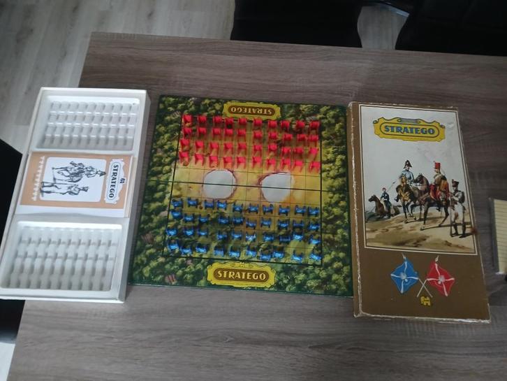 Stratego, Hobby en Vrije tijd, Gezelschapsspellen | Bordspellen, Gebruikt, Een of twee spelers, Ophalen of Verzenden