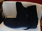 Suede schoenen maat 40, ideaal voor Castlefest, Zwart, Lage of Enkellaarzen, Nieuw, Ophalen of Verzenden