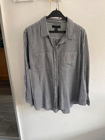 Z.g.a.n grijs-wit gestreepte Blouse van "Atmosphere" maat 46 beschikbaar voor biedingen