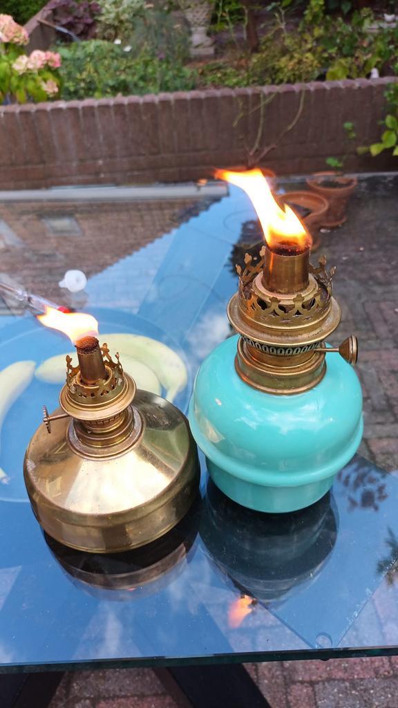 Twee Vintage Olielampen, Antiek en Kunst, Antiek | Lampen, Ophalen