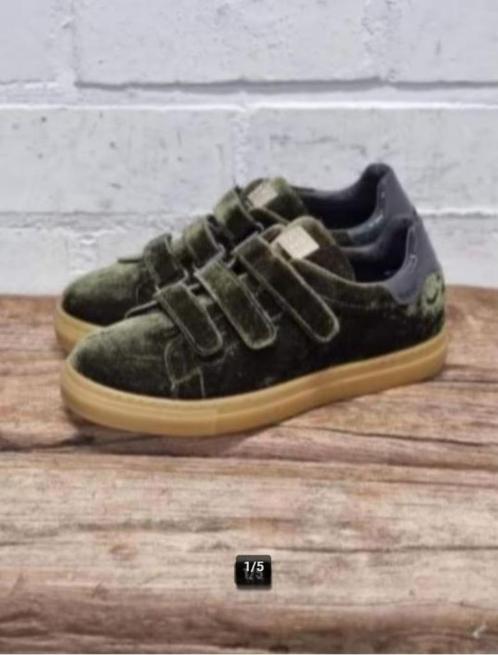 Scapa - Velvet fluwelen sneakers maat 37 - Nieuw €135, Kleding | Dames, Schoenen, Nieuw, Sneakers of Gympen, Groen, Ophalen of Verzenden