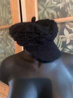 Warm wollige muts/pet, Ophalen of Verzenden, Zo goed als nieuw, Muts