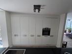 Moderne Witte Keuken met Kookeiland, Huis en Inrichting, Keuken | Complete keukens, Ophalen of Verzenden, Zo goed als nieuw, Wit
