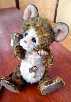 Tidy van Charlie Bears., Verzenden, Zo goed als nieuw, Stoffen beer, Overige merken