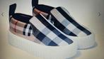 Burberry slip on, Kinderen en Baby's, Ophalen of Verzenden, Zo goed als nieuw, Meisje