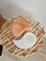 Zoutsteen waxinelichthouder yin yang, Ophalen of Verzenden, Zo goed als nieuw, Overige materialen, Minder dan 25 cm
